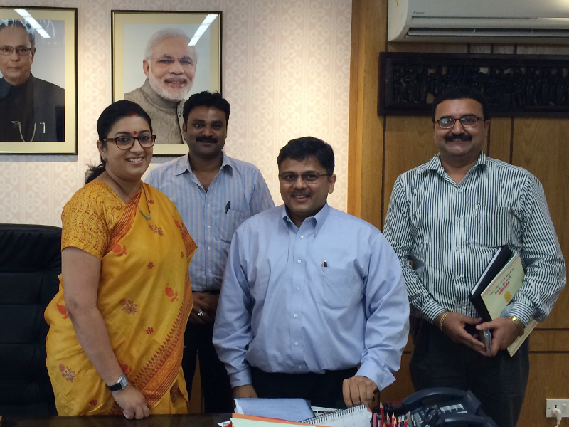 Pranav Desai with Smriti ji, H'ble Minister for Human Resource ...